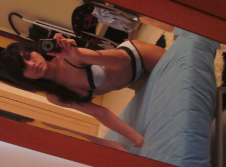 Fuck My Indian GF offers a free xxx photo gallery with Indian Babe in boy-girl action